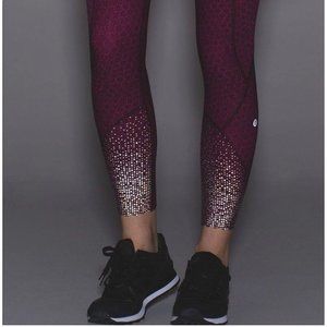 Lululemon 6 Tight Stuff Reflective Dots Scallop Ankle Purple